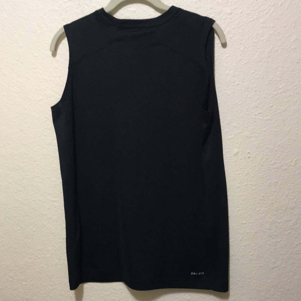 Nike Men's Black Sleeveless Tank with White Swoosh. Good Condition. Size XL. - Picture 4 of 7